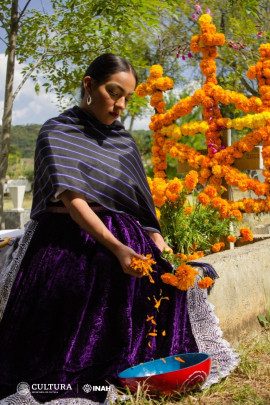 Culto a las ánimas en Tiríndaro, Michoacán