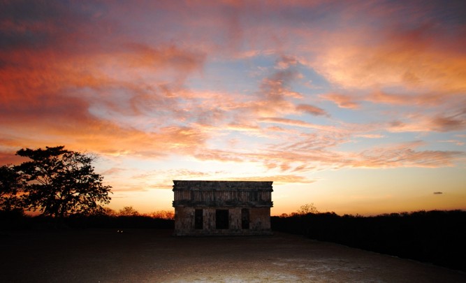 Visita virtual de la zona arqueológica de Uxmal, Yucatán