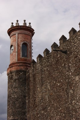 Torreón con reloj