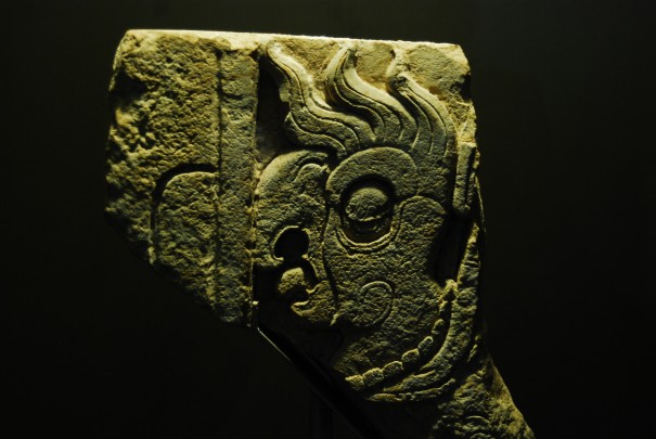 Fragmento de Tablero Quetzal-Guacamaya