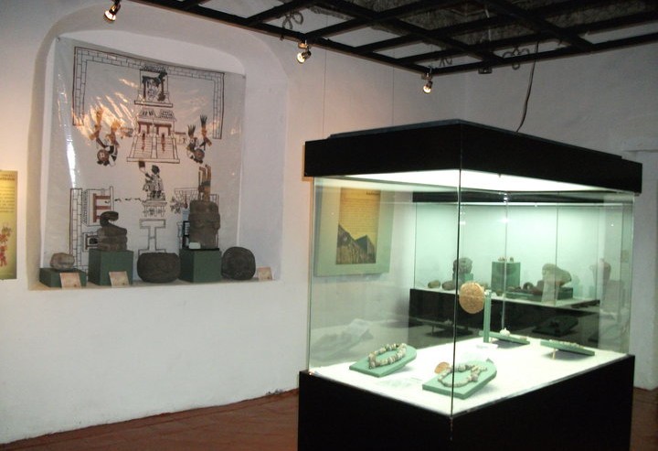 Exposición permanente del Museo Fray Bernardino de Sahagún