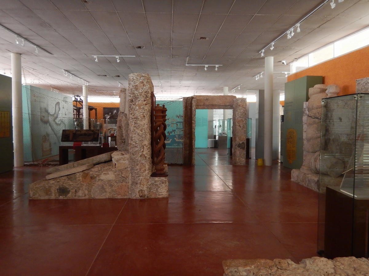 Exposición permanente del Museo del Pueblo Maya en Dzibilchaltún