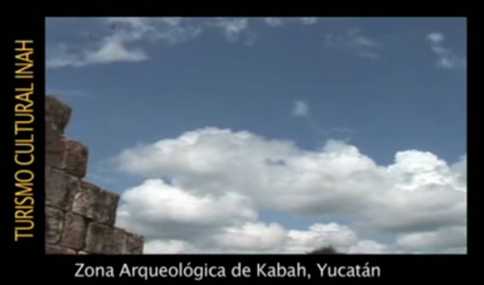 Turismo Cultural Zona Arqueológica de Kabah
