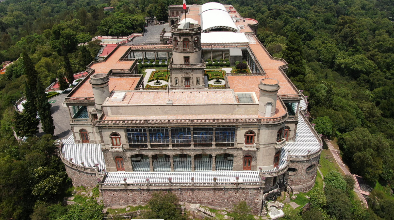 INAH-Museo Nacional de Historia Castillo de Chapultepec/Omar Dumaine