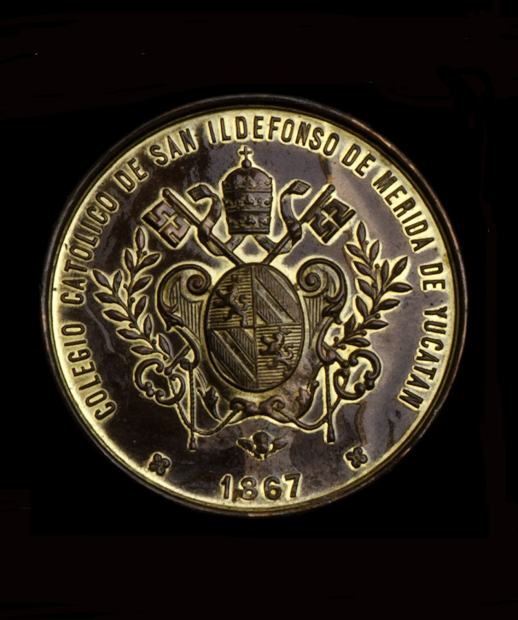 Medalla con escudo papal