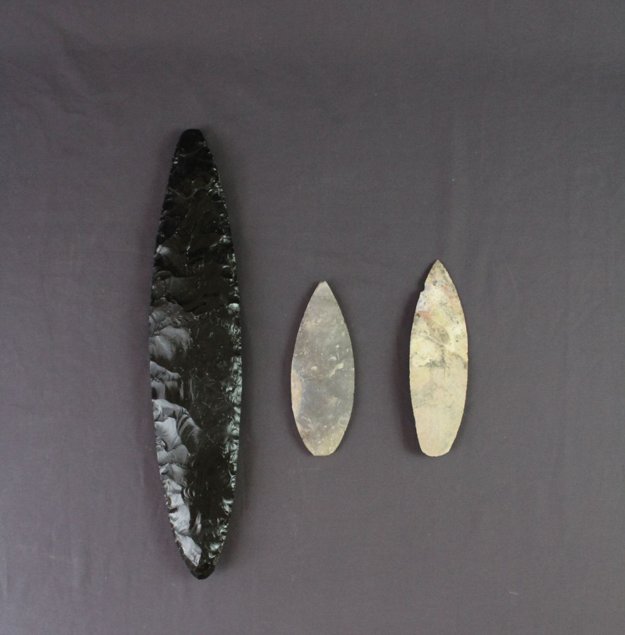 Macro cuchillo de obsidiana