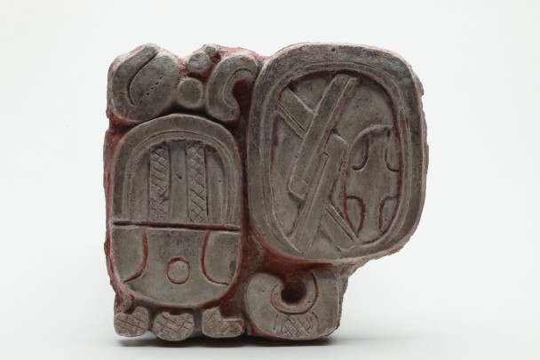 Escultura glifo o símbolo