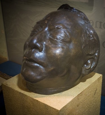 Máscara mortuoria del Lic. Benito Juárez