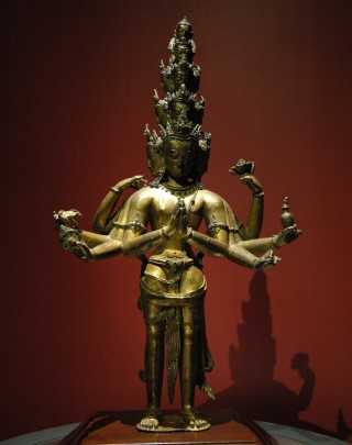 Bodhisattva Avalokitesvara Guanyin de once caras