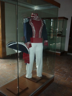 Uniforme del Capitán Ignacio Allende.