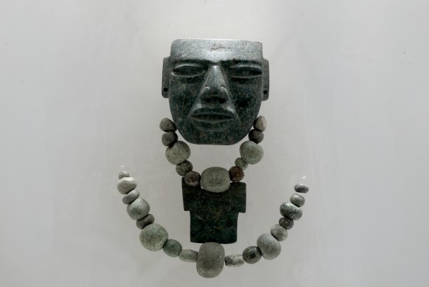 Nicho 2. Máscara estilo teotihuacano