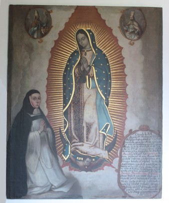 Virgen de Guadalupe y monja de hinojos