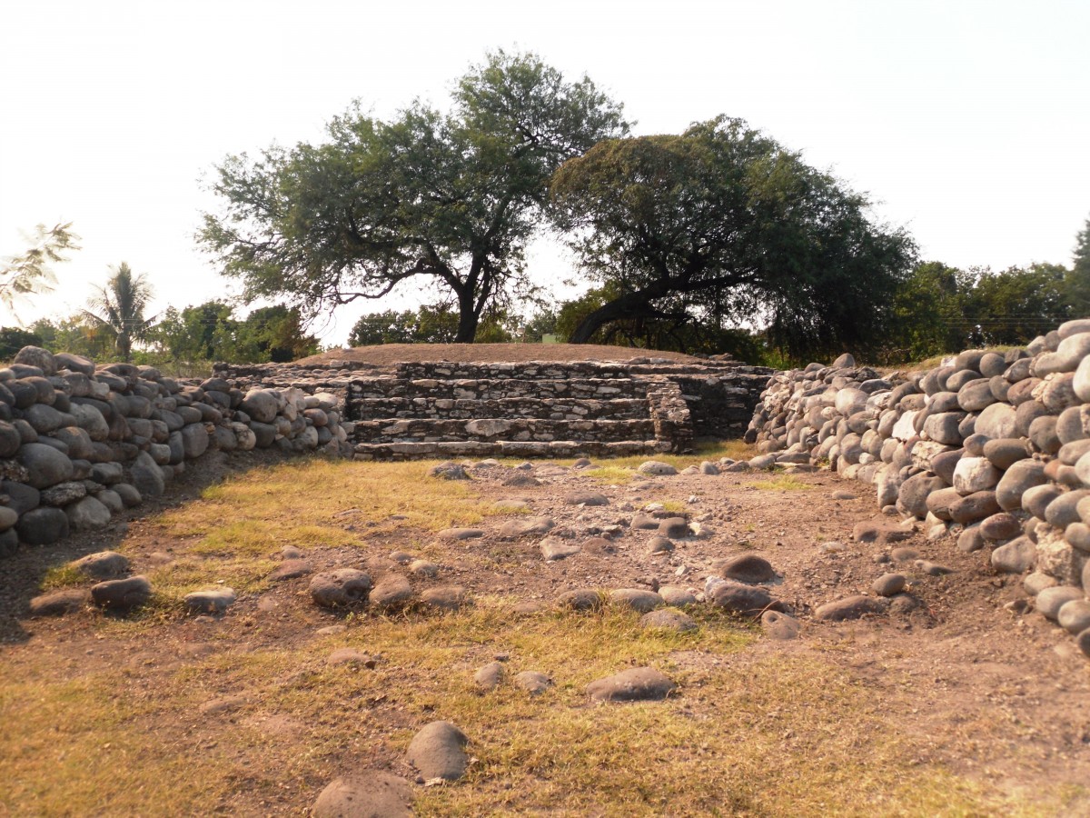 INAH-Zona Arqueológica de Olintepec