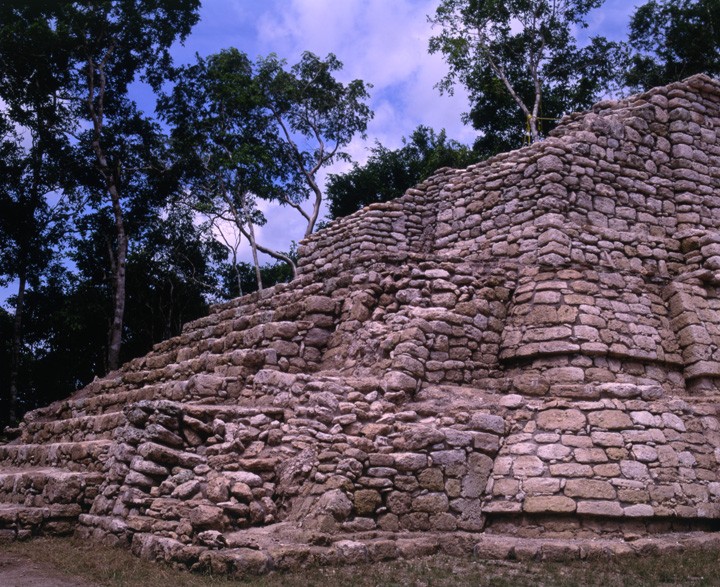 INAH-Zona Arqueológica de Kinichná