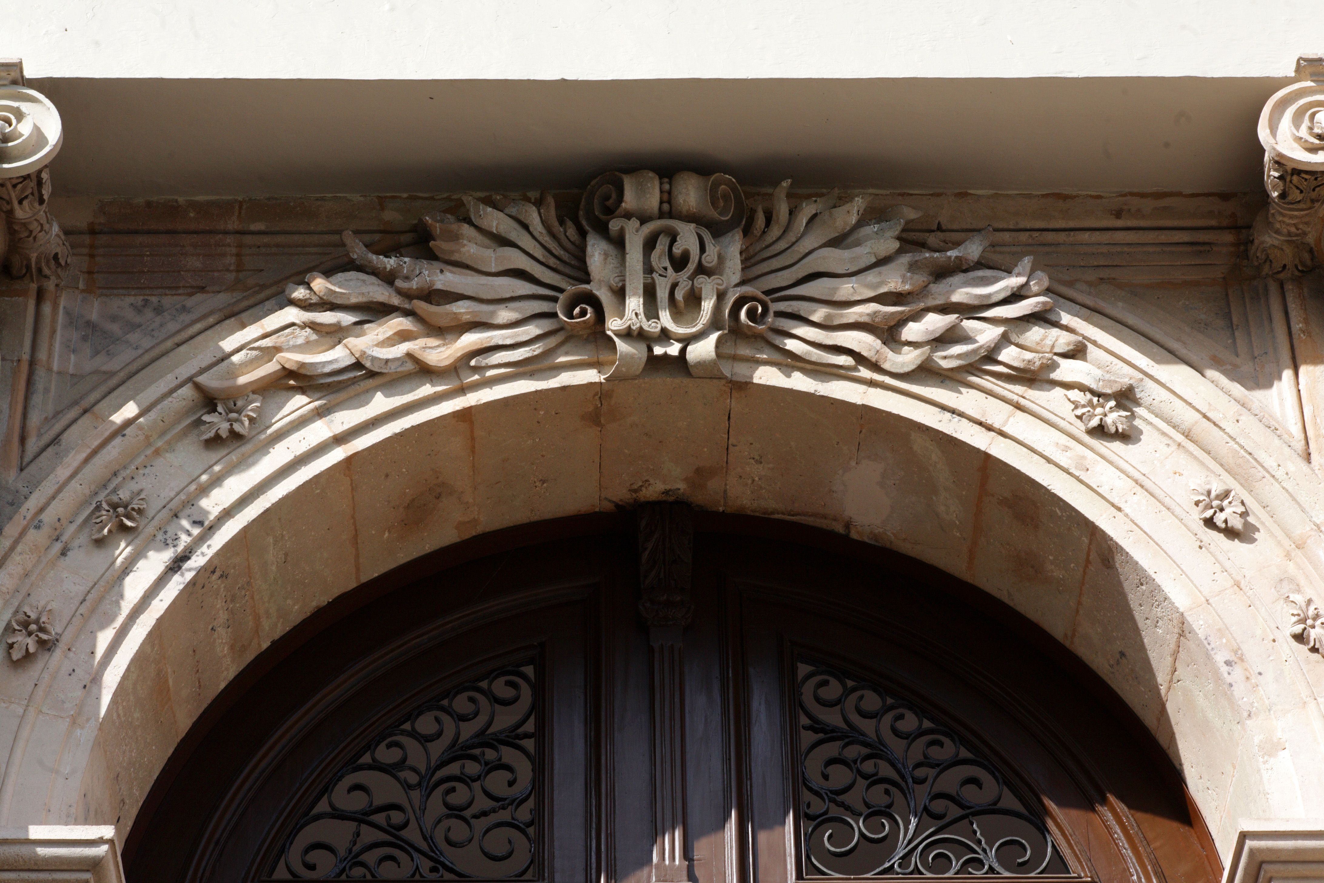 Neo-Renaissance style architectural detail