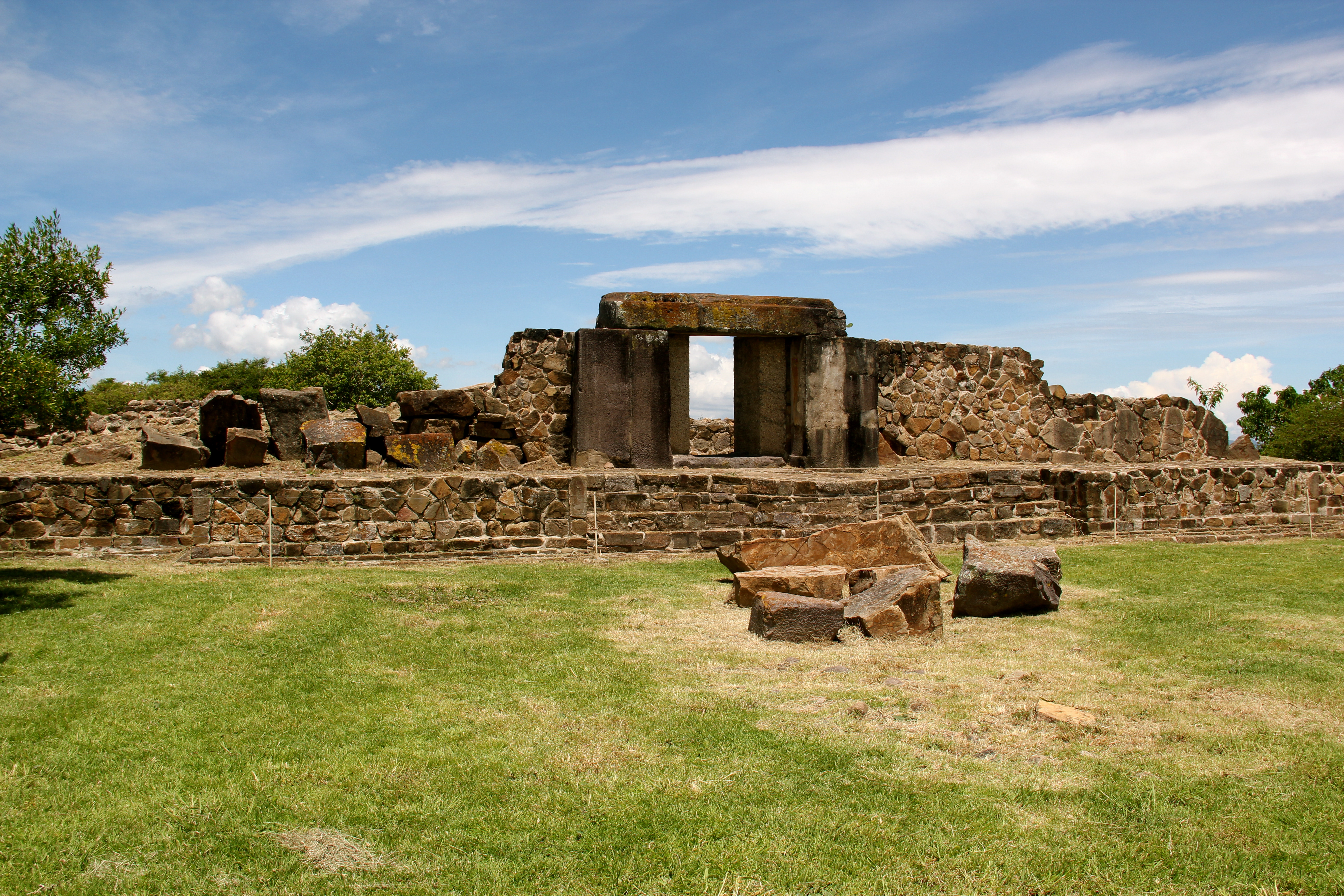 General view of Tomb 105