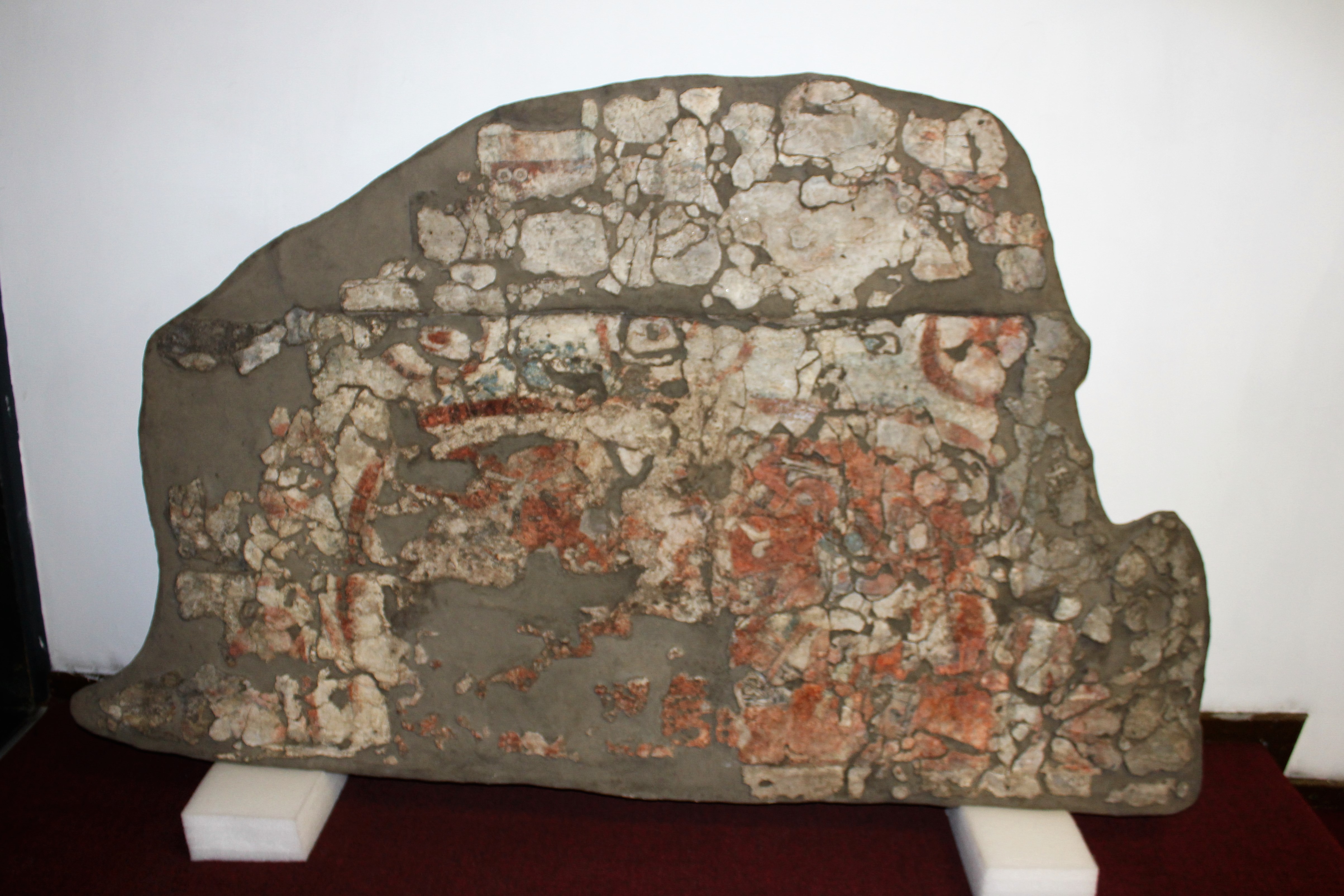 Pintura de los Dioses creadores del Tiempo, en Museo de Sitio