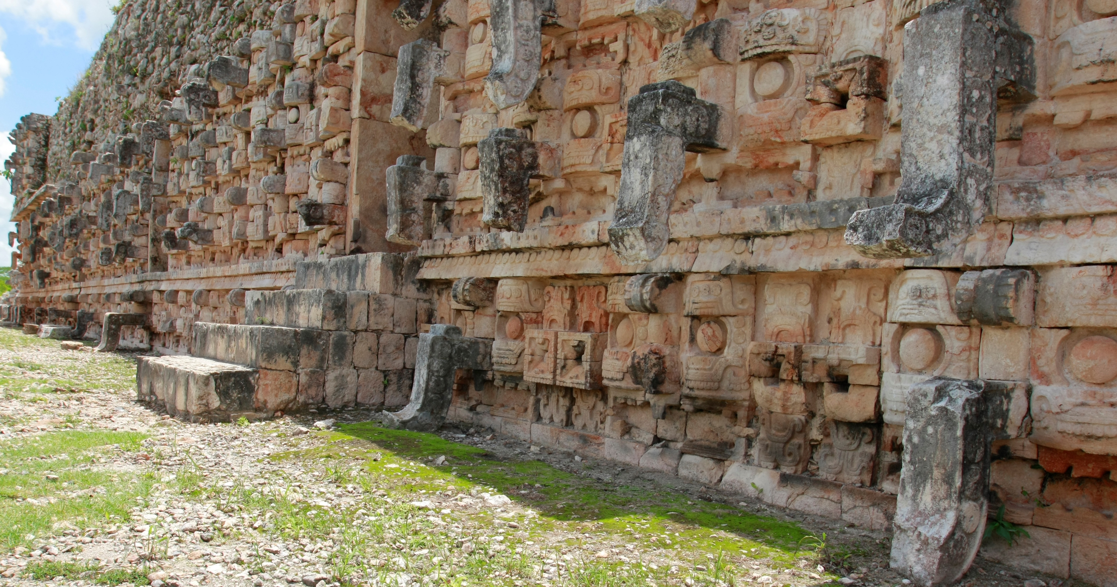 Lateral view of the Chaak masks