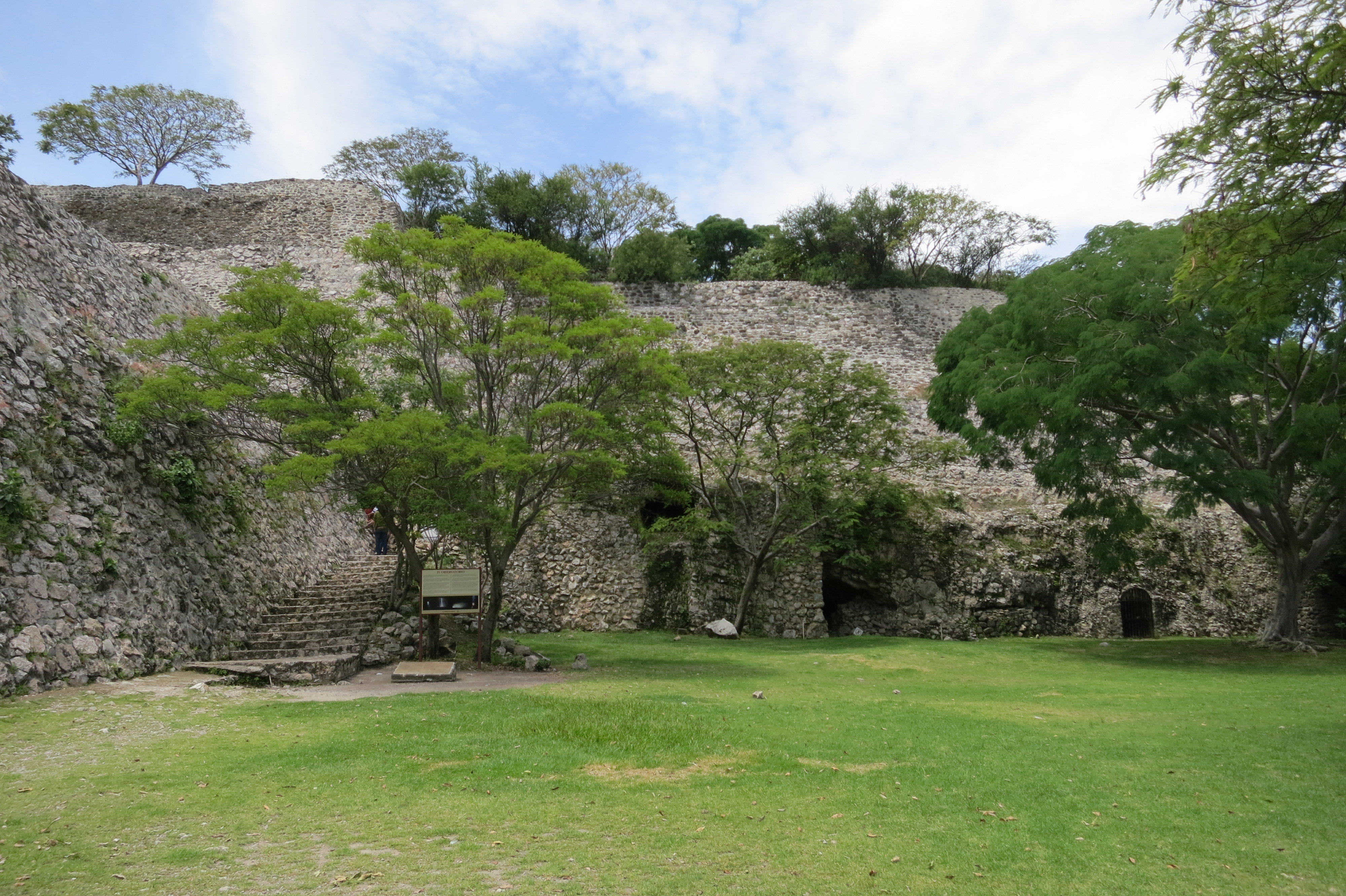 Entrada al Observatorio