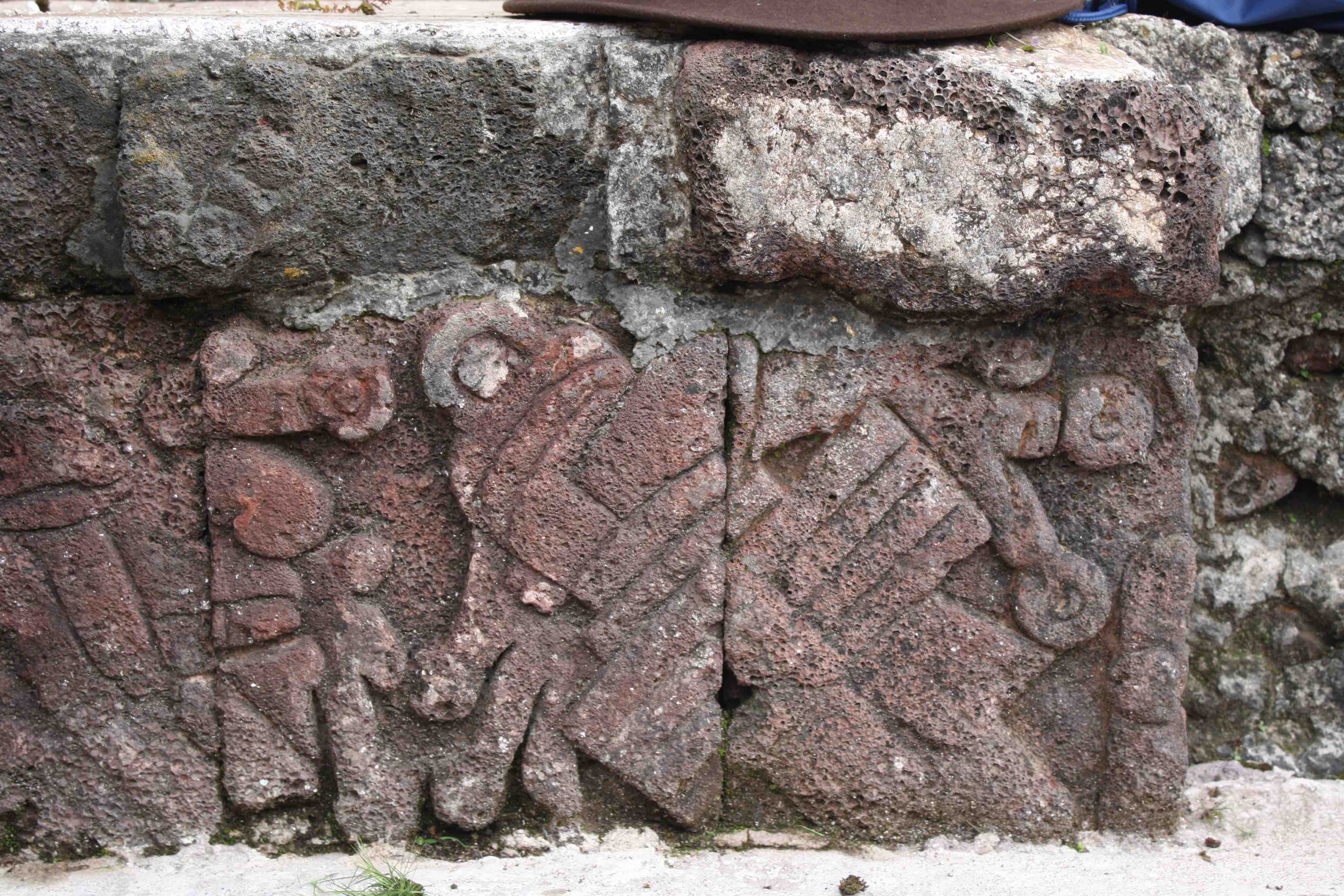 Sign 15