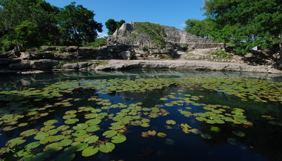 Xlacah cenote