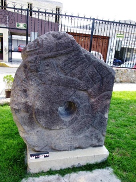 Escultura recuperada a orillas del río en el barrio de La Trinidad