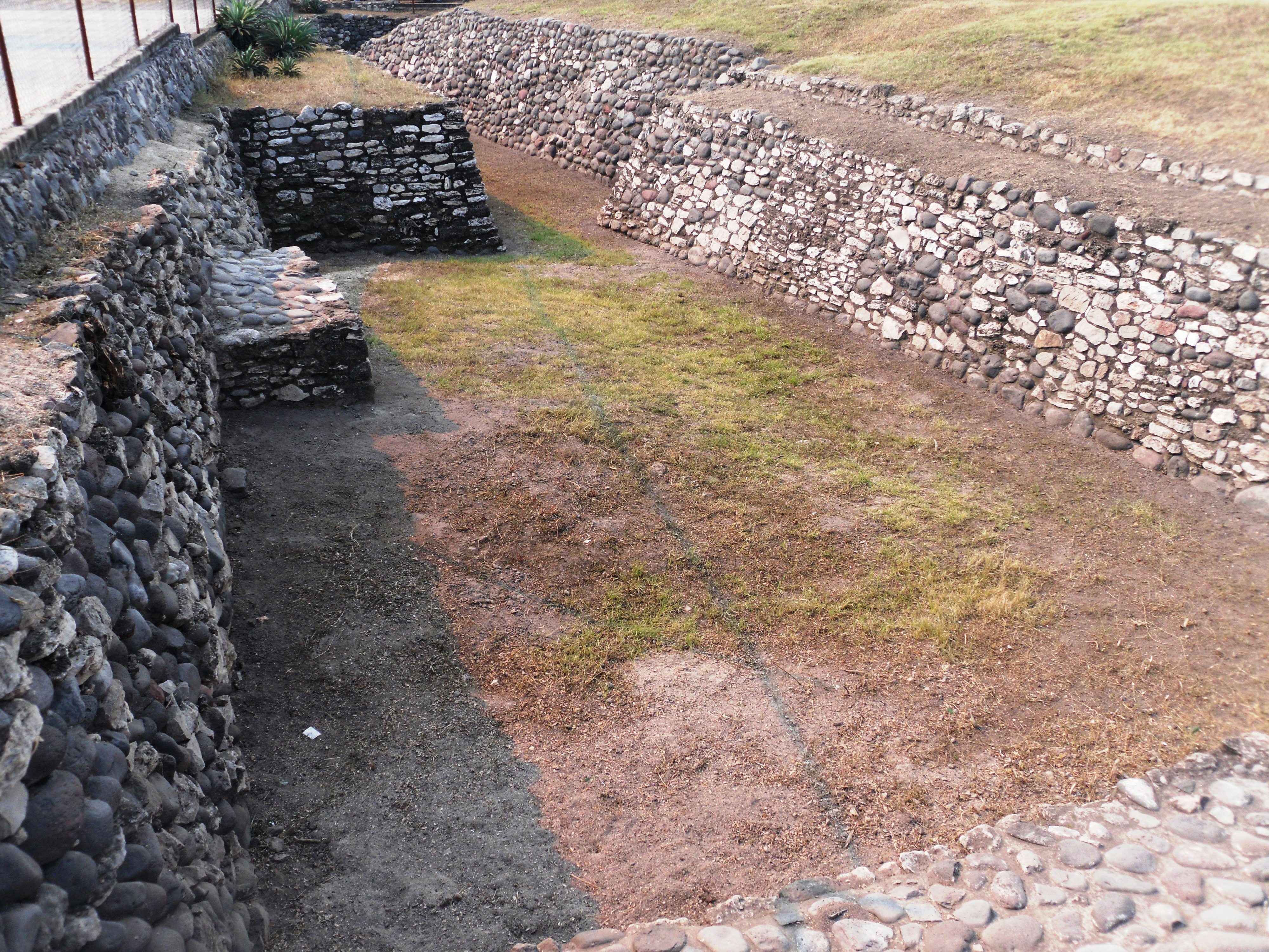 Side view of Mound 1