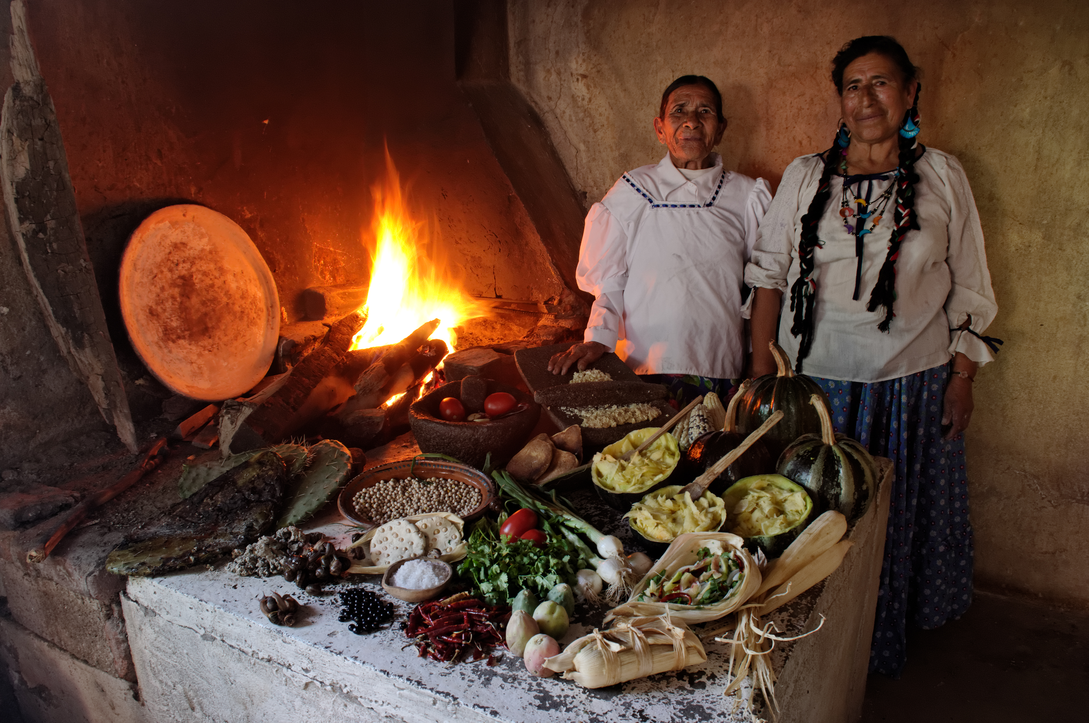 La cocina tradicional mexicana: Una cultura comunitaria, ancestral y viva y el paradigma de Michoacán
