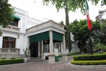 Complejo cultural Los Pinos