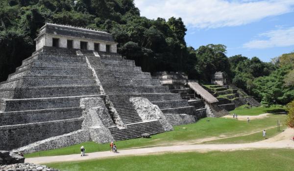 Palenque Corredor funerario de la Plaza Principal