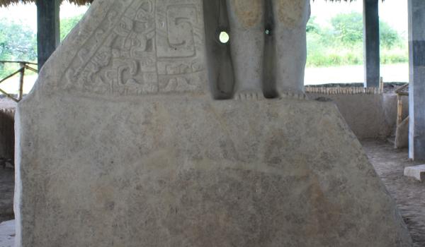 Escultura de el Gobernante