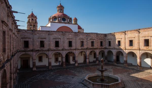 Centro Cultural Clavijero