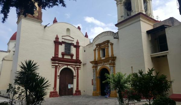 Parroquia de San Pablo y Templo de Padre Jesús