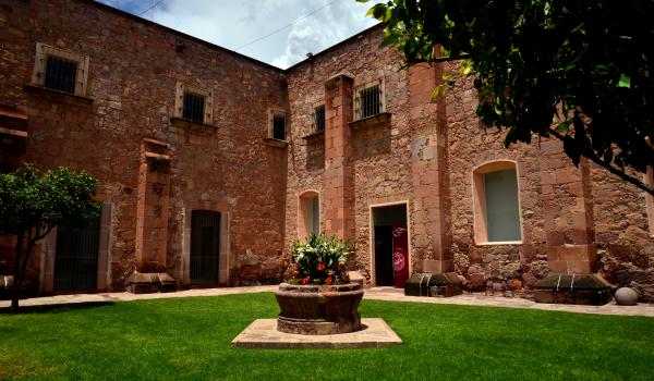 Patio Museo Regional de Guadalupe