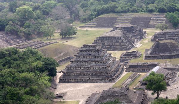 Complejo de los Nichos