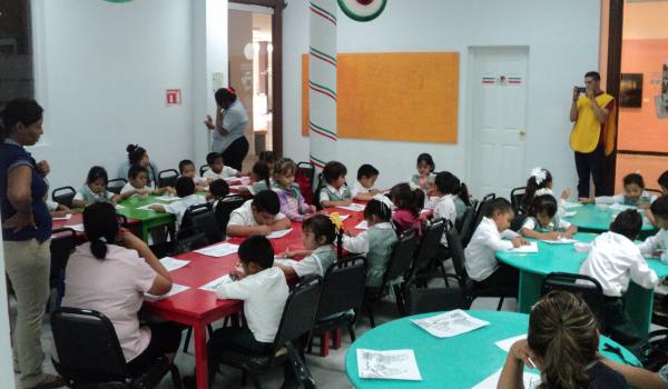 Área de Comunicación Educativa o Servicios Educativos