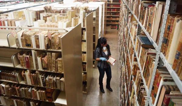 Biblioteca Nacional de Antropologí­a e Historia Dr. Eusebio Dávalos Hurtado