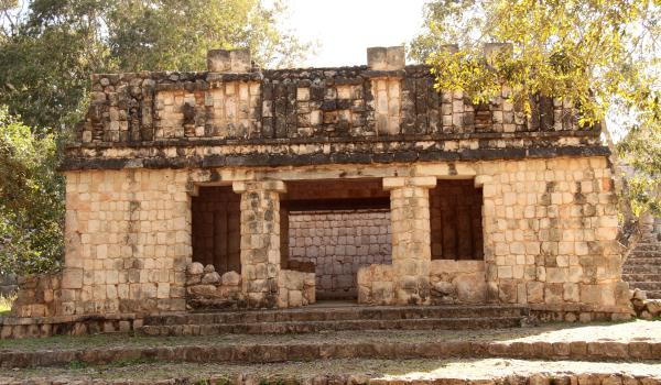 La Casa del Dios Pájaro o Casa de los Conjuros