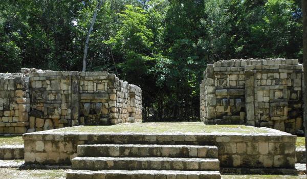 Casa de Itzamná
