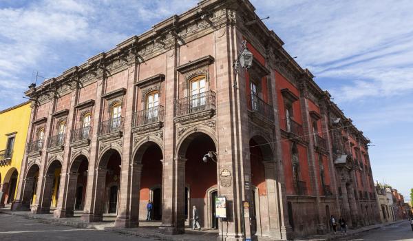Casa del Mayorazgo De la Canal