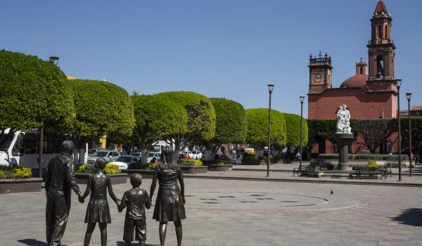 Templo y jardín de la familia