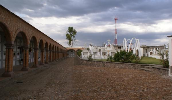 Panteón de Encarnación de Díaz