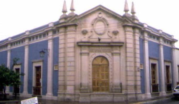 Biblioteca Pública Regional "Maria Soine de Helguera"