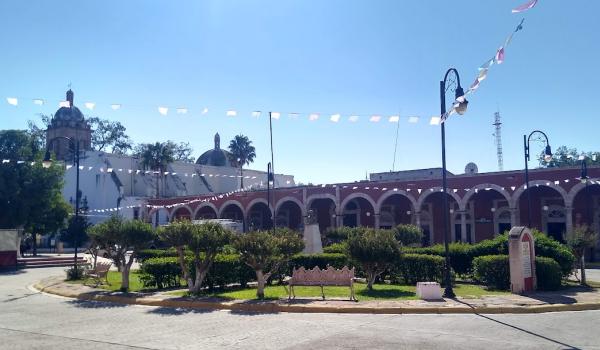 Los Portales