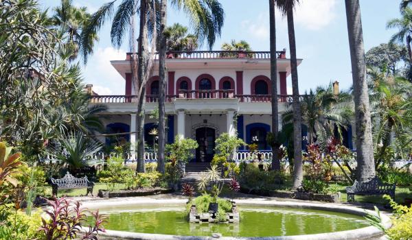 Casa Principal de la Antigua Hacienda Las Ánimas