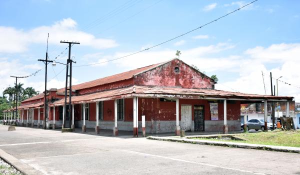 Antigua Estación de Ferrocarril de Fortín de las Flores