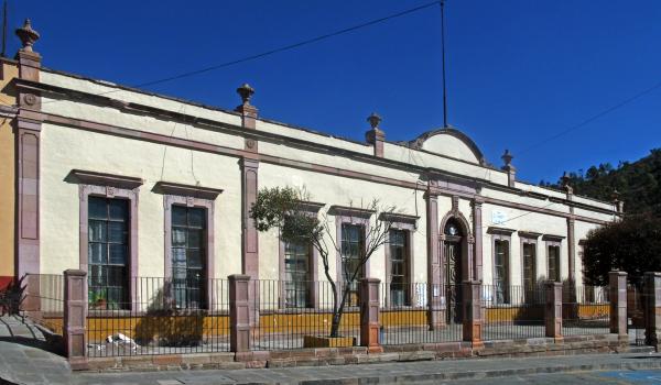 Escuela Primaria Estatal Francisco García Salinas