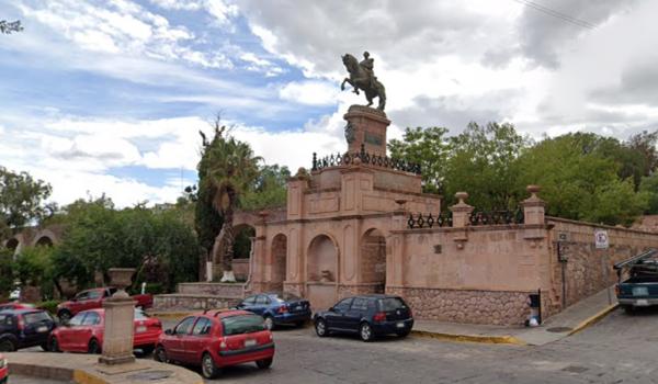 Plazuela Enrique Estrada