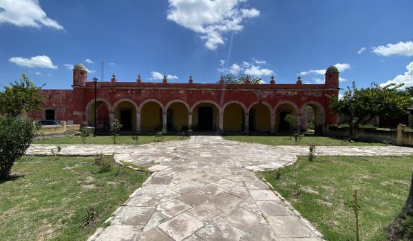 Casa Grande de la antigua hacienda de Navacoyán
