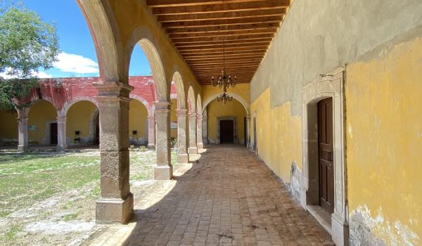 Casa Grande de la antigua hacienda de Navacoyán